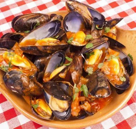 Riviera West Durres Tirana Sea Side * גולם