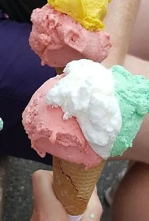 Riviera West Durres Tirana Sea Side * גולם