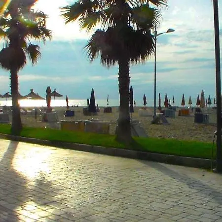 Riviera West Durres Tirana Sea Side גולם