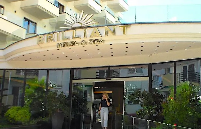 Riviera West Durres Tirana Sea Side ゴーレム